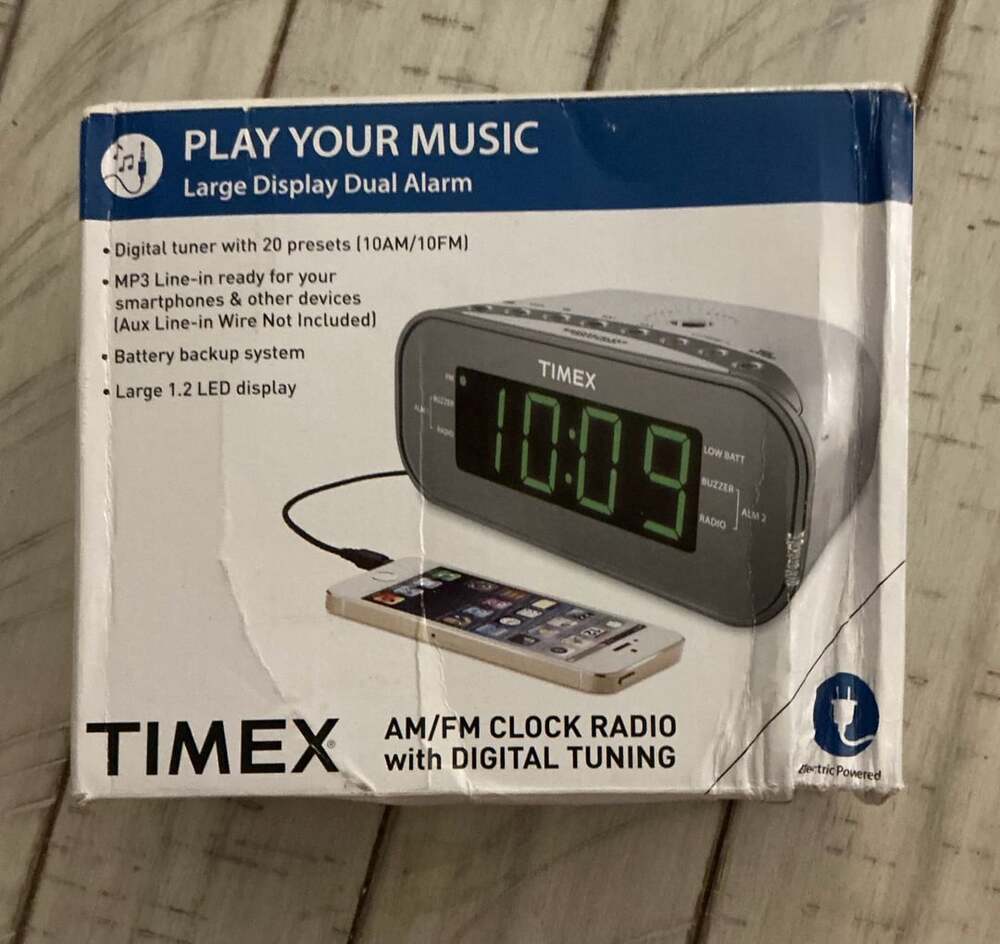 Timex T231 AM/FM Digital Tuning Clock Radio Dual Alarm Green LED Large Display